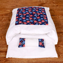 Load image into Gallery viewer, Warm Cat Sleeping Bag
